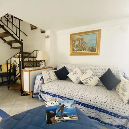 Central Studio Capri Apartment